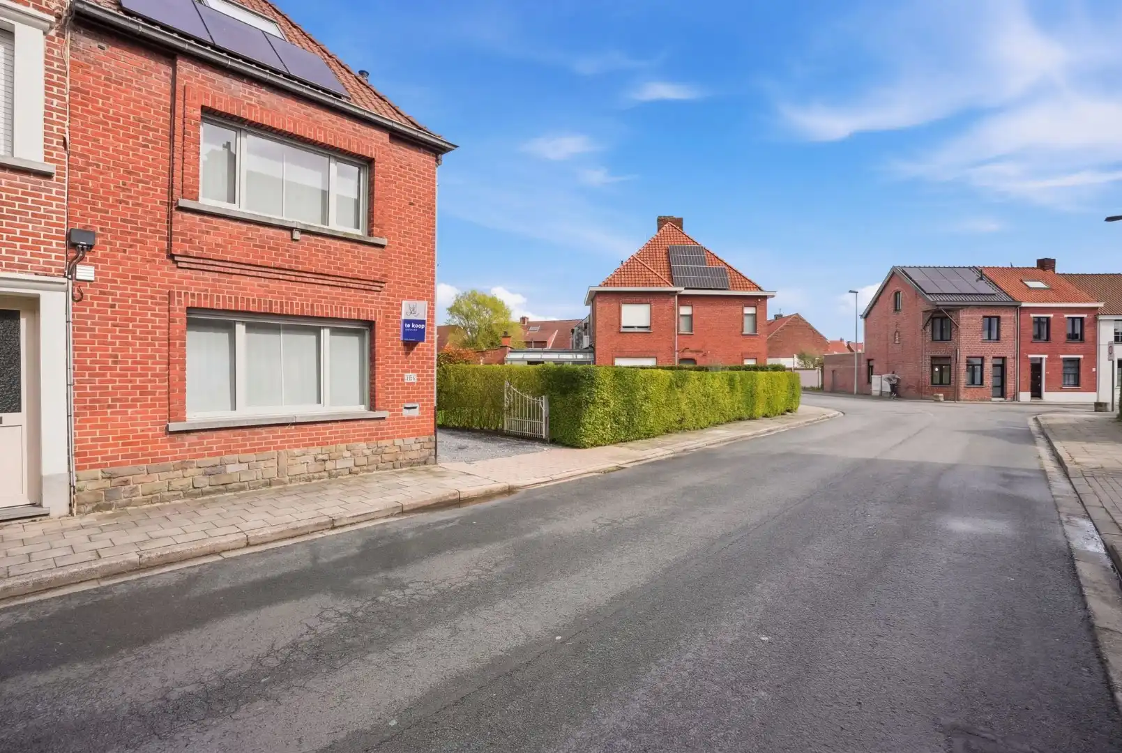 Grote halfopen woning met mogelijks 4 kamers, garage, zonnepanelen en tuin foto 42