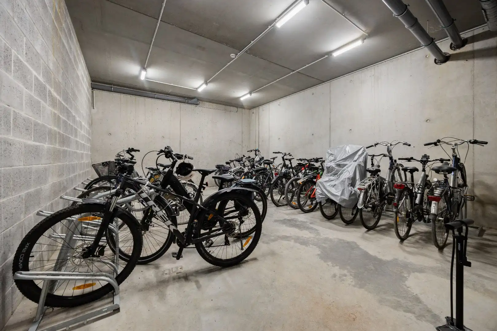 Energiezuinig 1 slaapkamer appartement + ondergrondse staanplaats foto 15