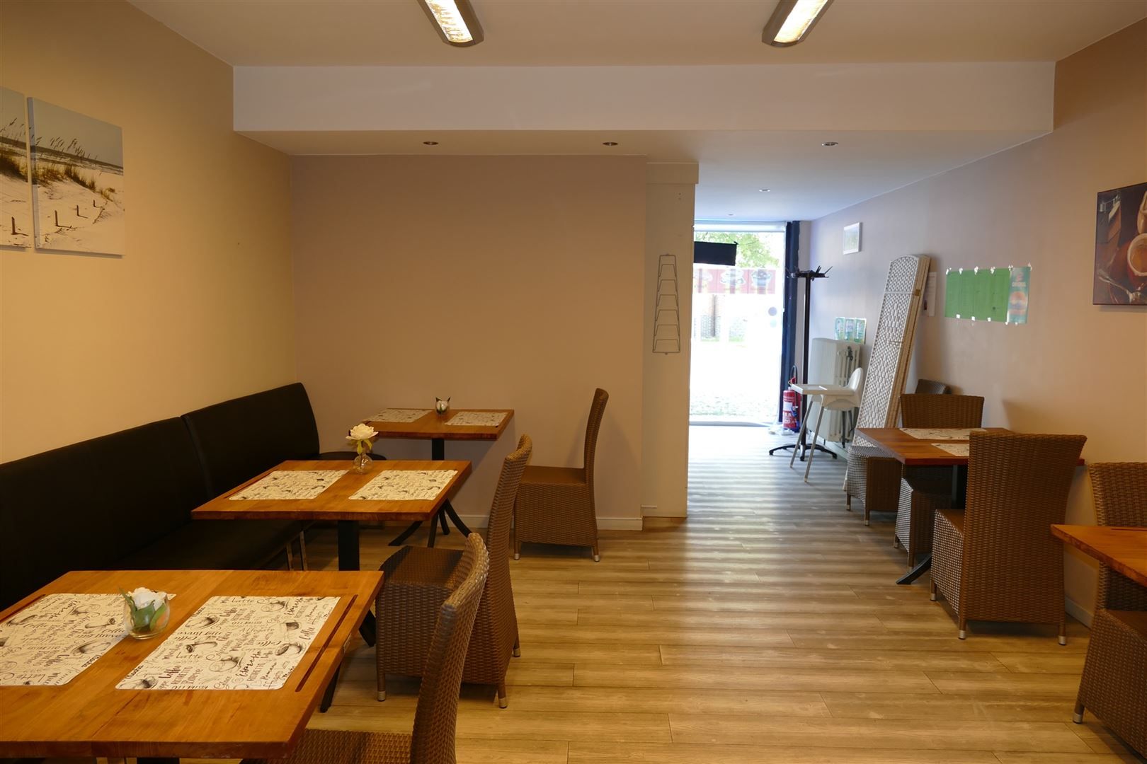 Te koop: Handelspand met Duplex Appartement – Ideale Investe foto 17