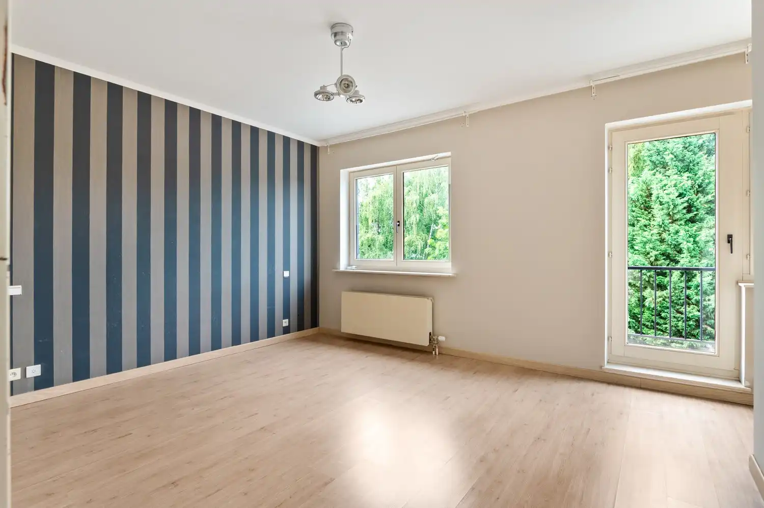 Riant duplex-appartement met 3 ruime slaapkamers en zolder te Schilde! foto 8