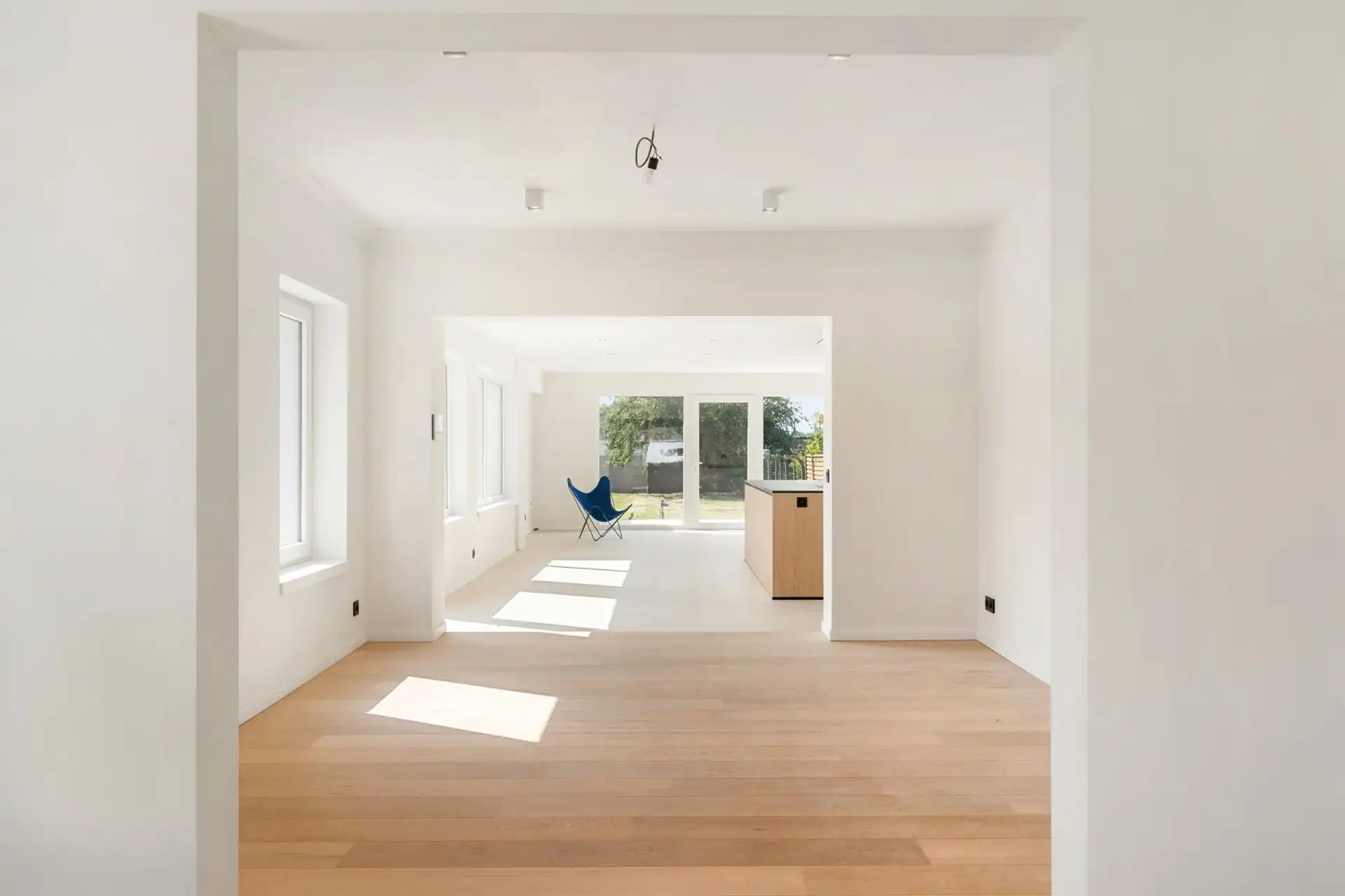 Eco-gerenoveerde gezinswoning op een perceel van 600m2 foto 4