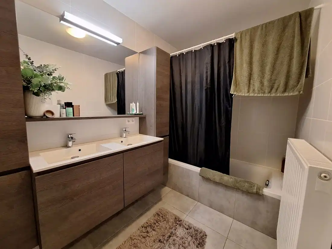 Modern appartement in het centrum van Zolder foto 11