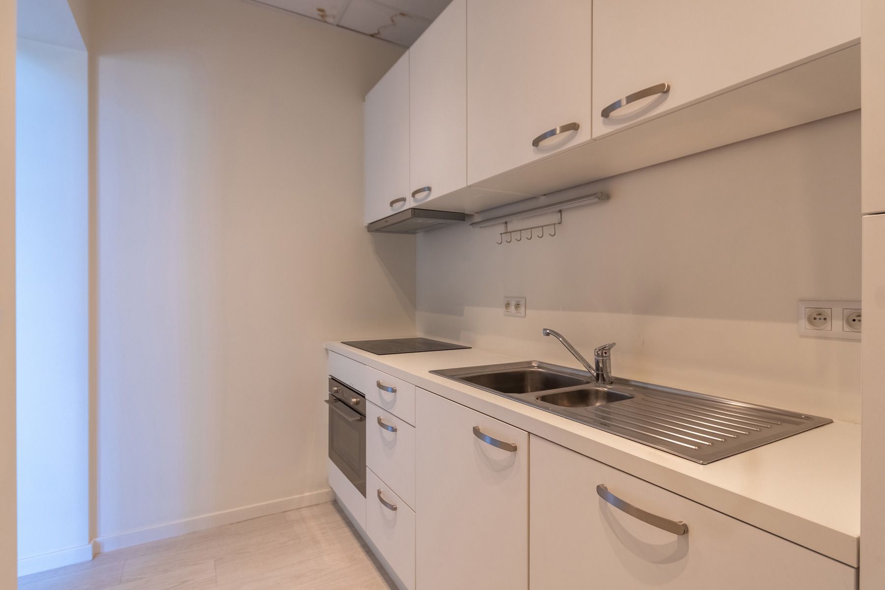 Assistentieflat met kelder in centrum Halle foto 11