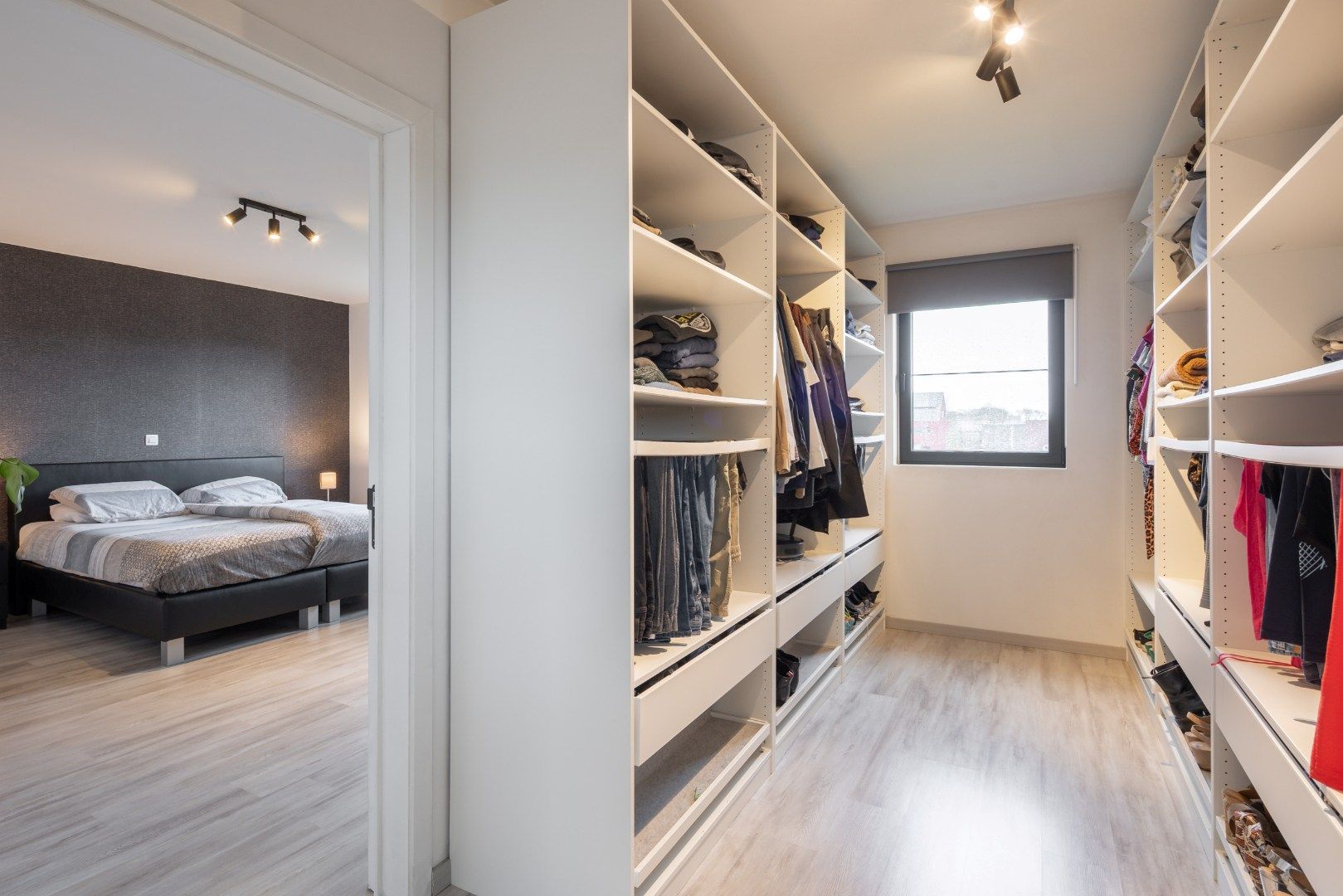 Prachtige, instapklare woning te koop! foto 23