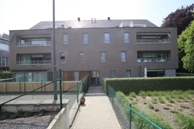 Dakappartement, twee terrassen foto 18