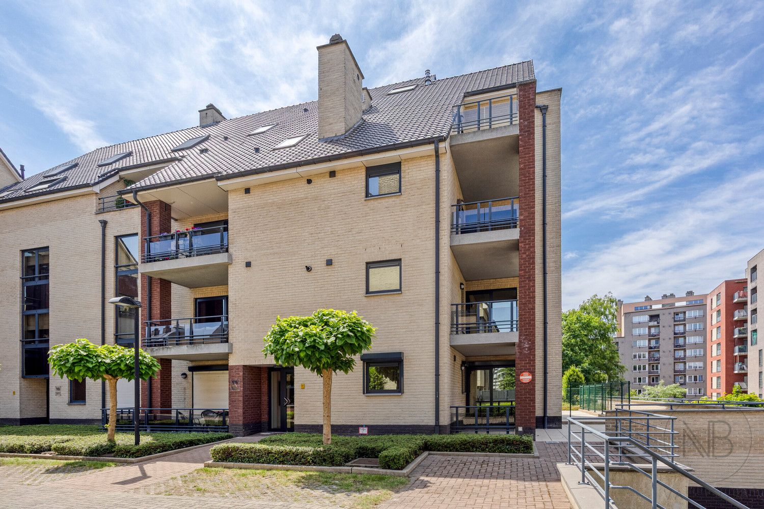 Riant appartement in het centrum van Genk met autostaanplaats! foto {{pictureIndex}}