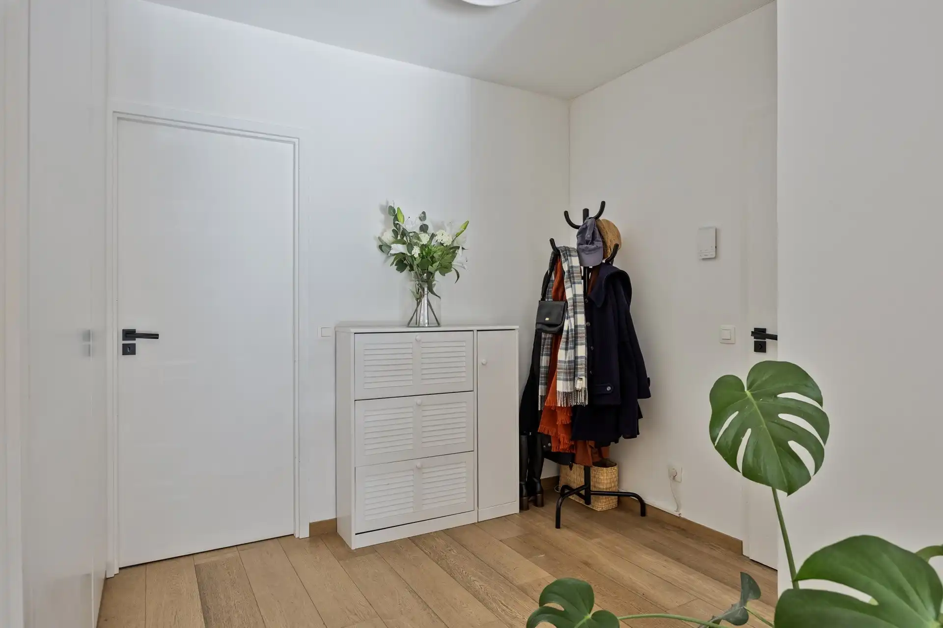 Gerenoveerd appartement met één slaapkamer te koop te Borgerhout foto 3