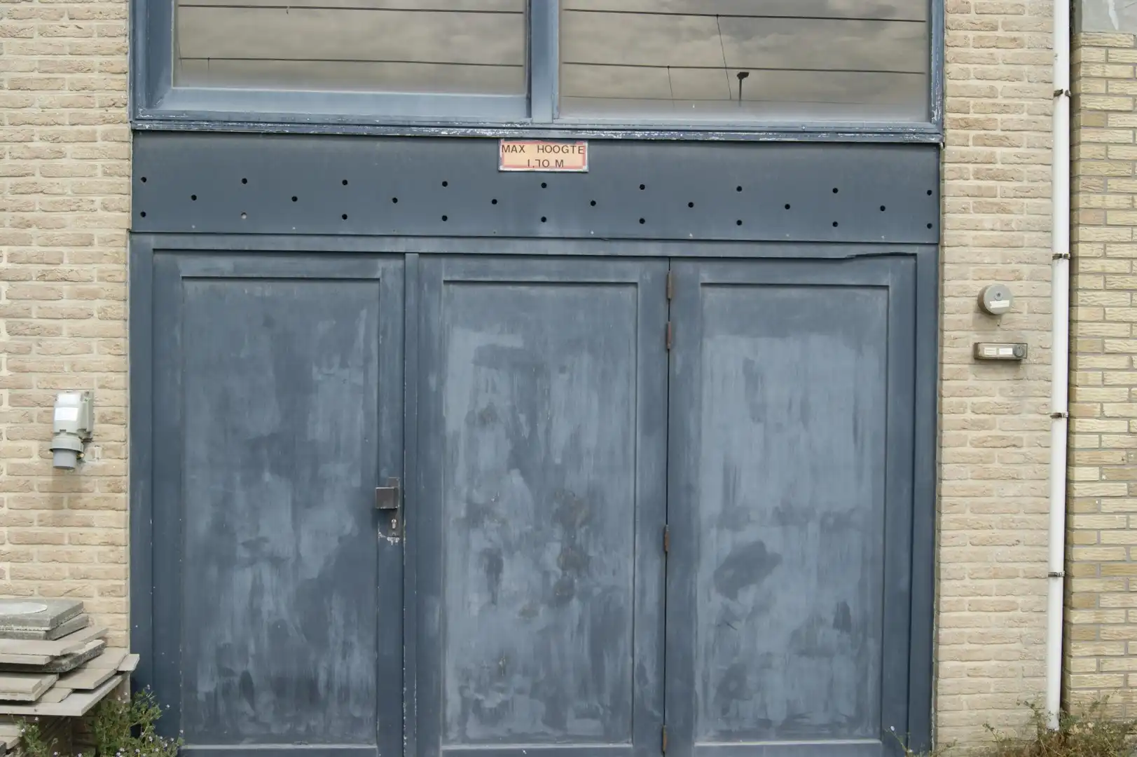Ondergrondse garagebox met sectionaalpoort op toplocatie in Middelkerke foto 3