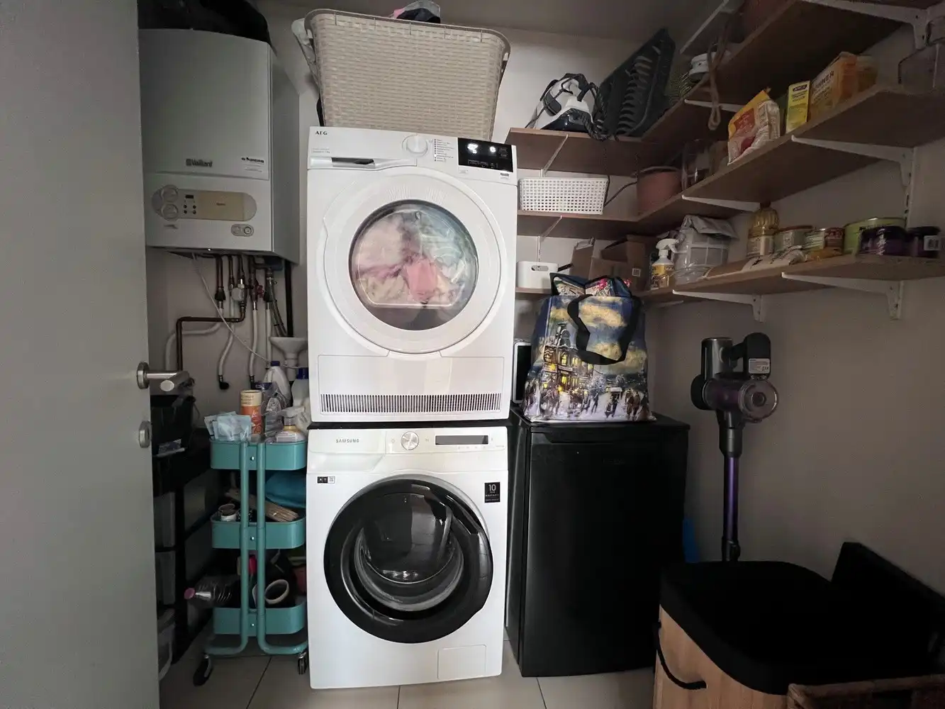 Instapklaar duplex appartement met 4 slaapkamers, 2 badkamers en carport foto 4