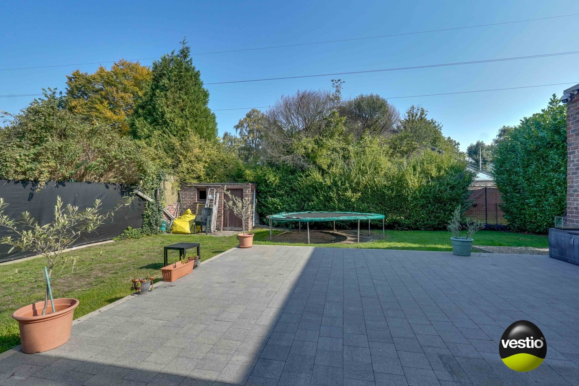 GELIJKVLOERSE BUNGALOW BOORDEVOL POTENTIEEL foto 30