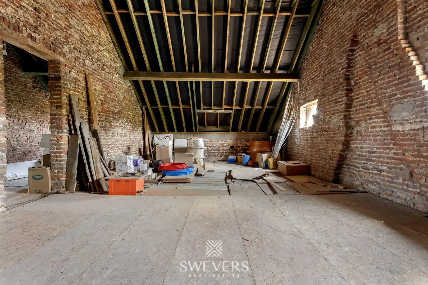 Authentiek herenhuis op 77a met stallingen foto 23