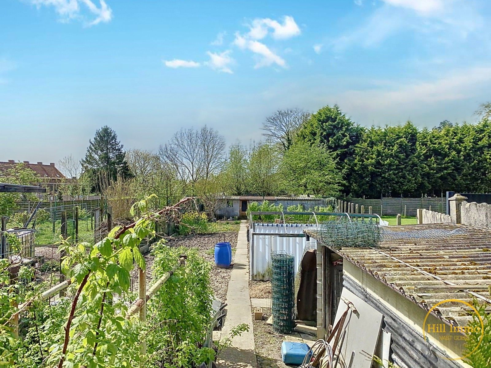 Ruime te renoveren woning centraal gelegen te Nieuwkerke foto 24