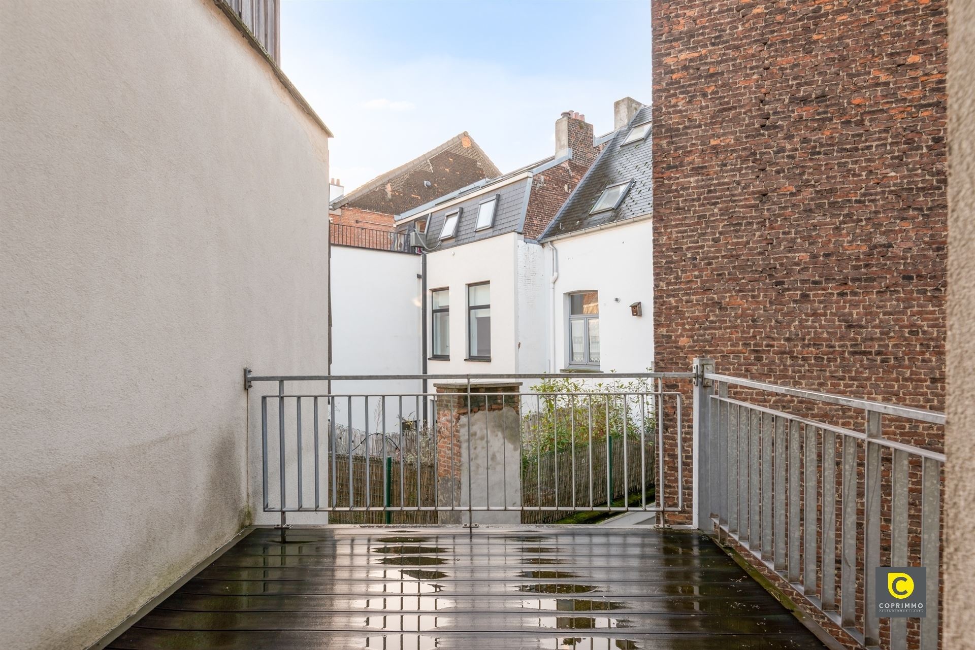 Eén slaapkamer duplex aan de Marnixplaats! foto 4