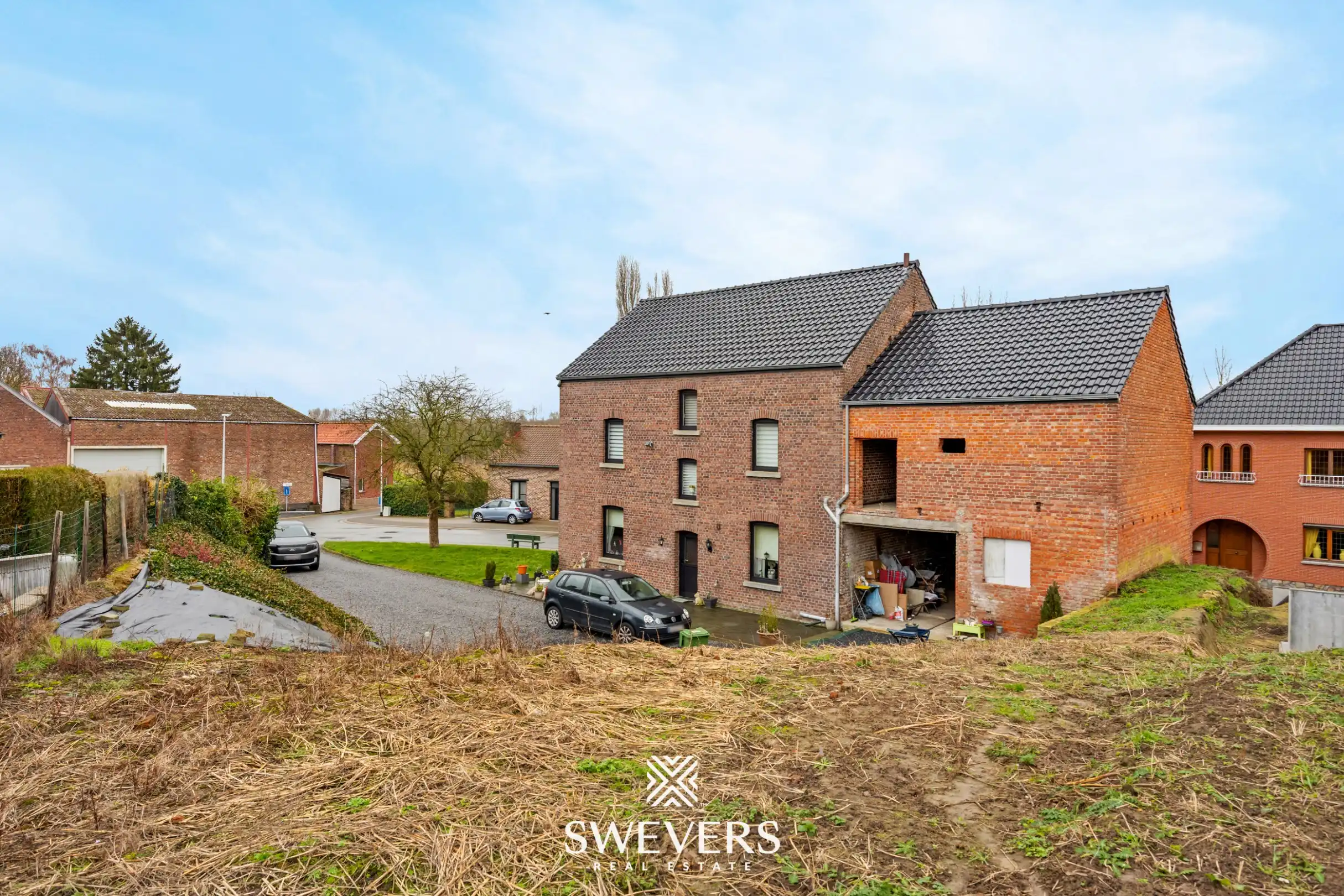 Vrijstaande woning met zeer veel potentieel foto 22