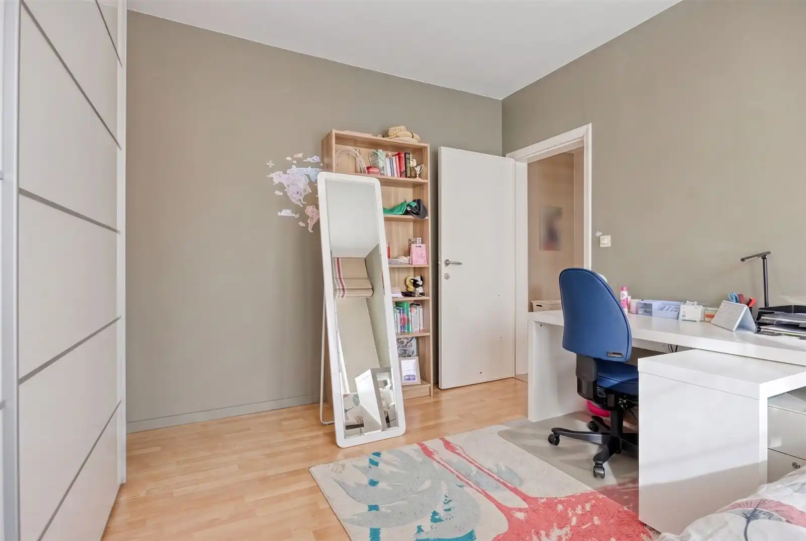 Instapklare gezinswoning met 4 slaapkamers op toplocatie in Elsdonk! foto 17