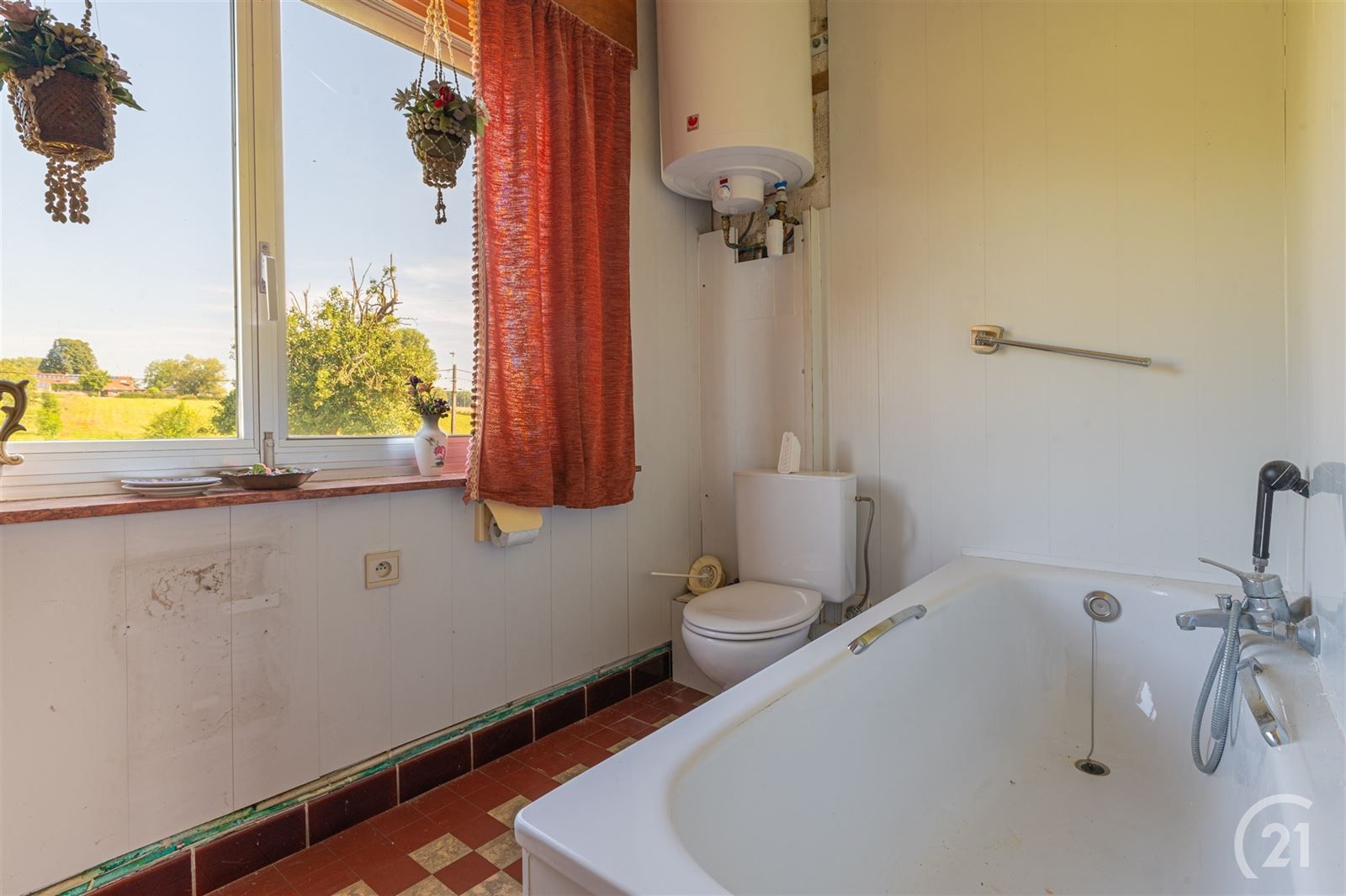 Te renoveren fermette met bijgebouwen en weide op 67are foto 10