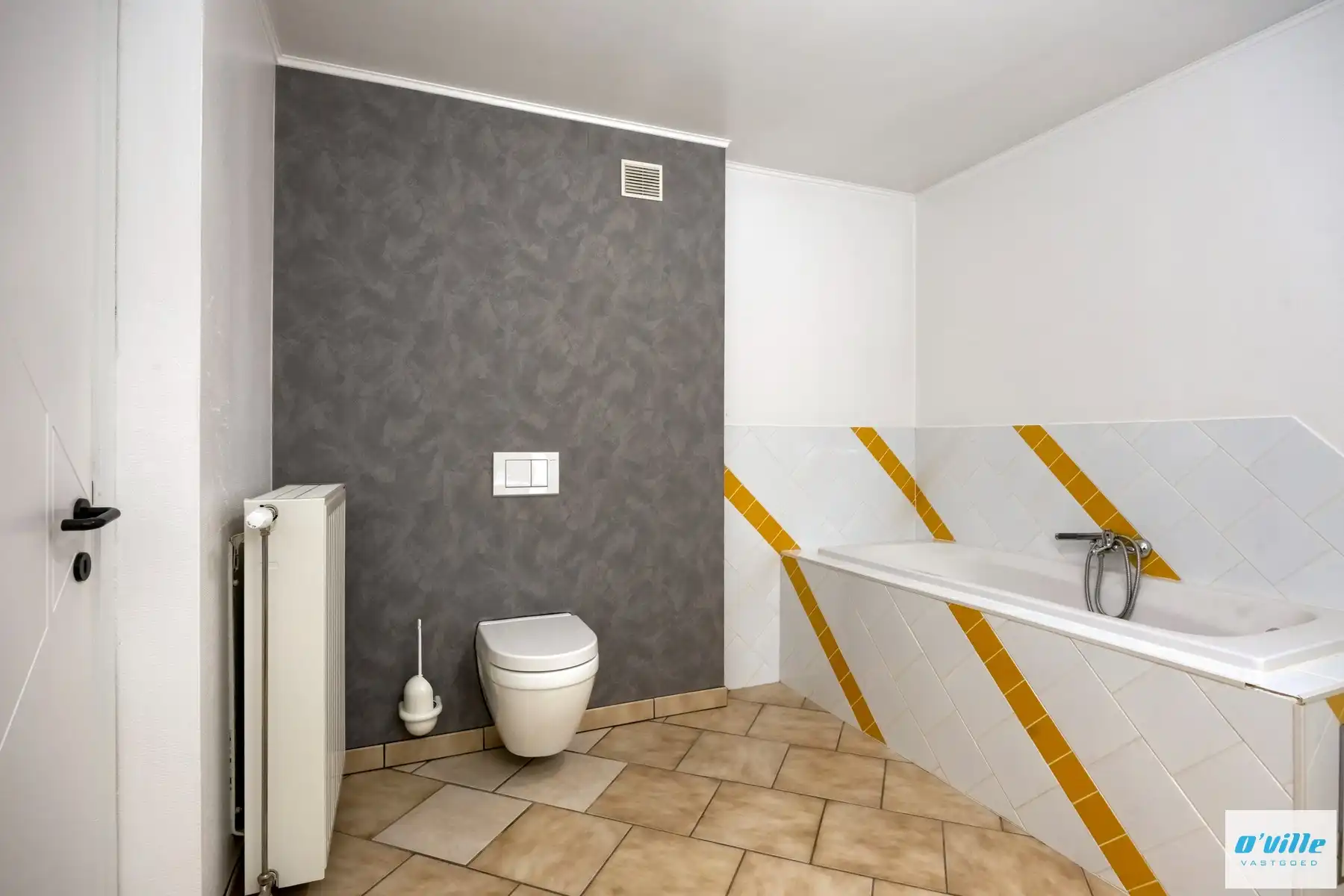 Grote woning met veel uitbreidingsmogelijkheden foto 15