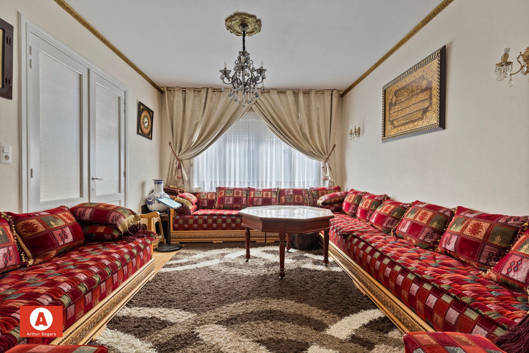 6 slaapkamers: ruime gezinswoning centrum Lebbeke. foto 8