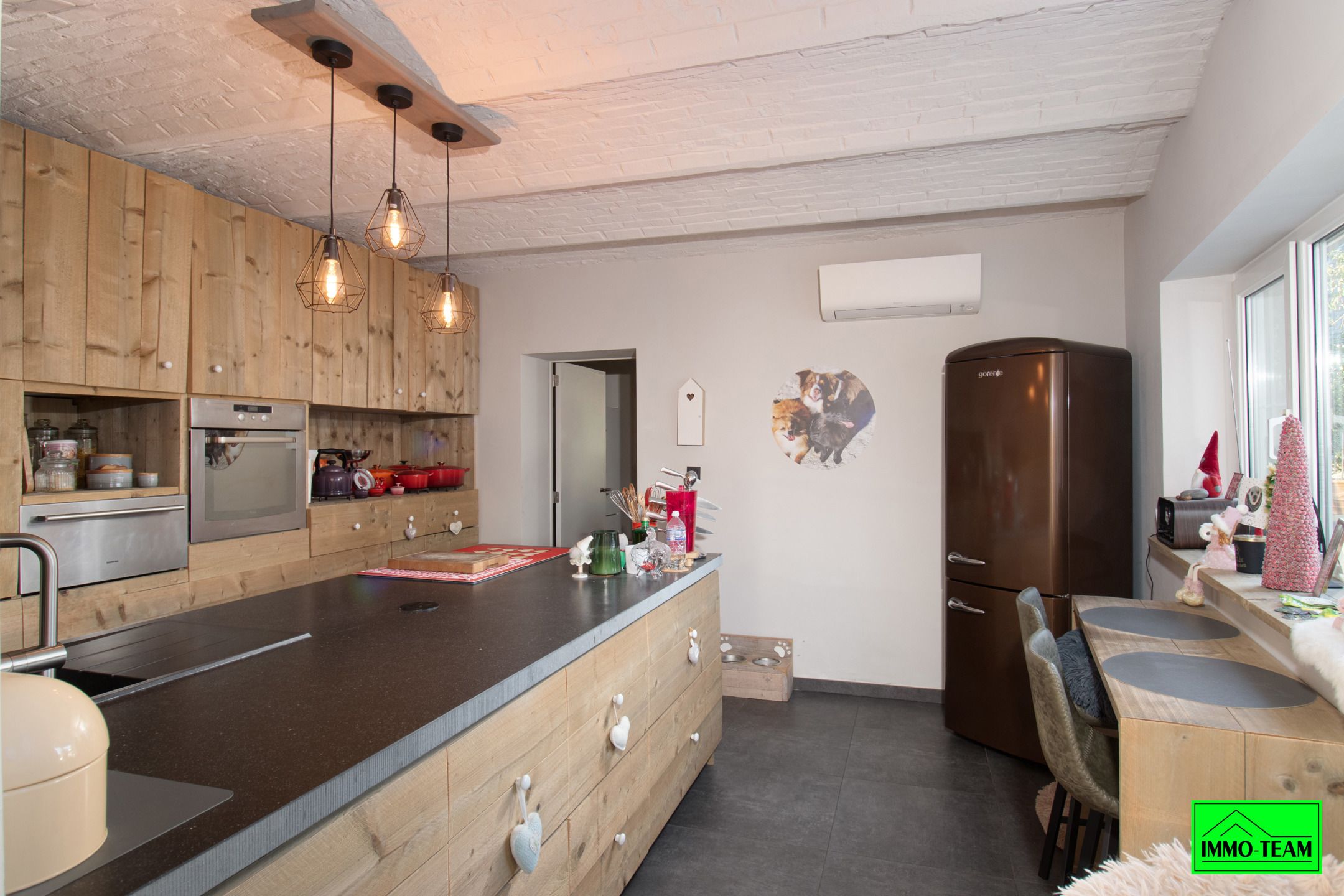 Prachtig gerenoveerde woning met heel wat potentieel foto 6