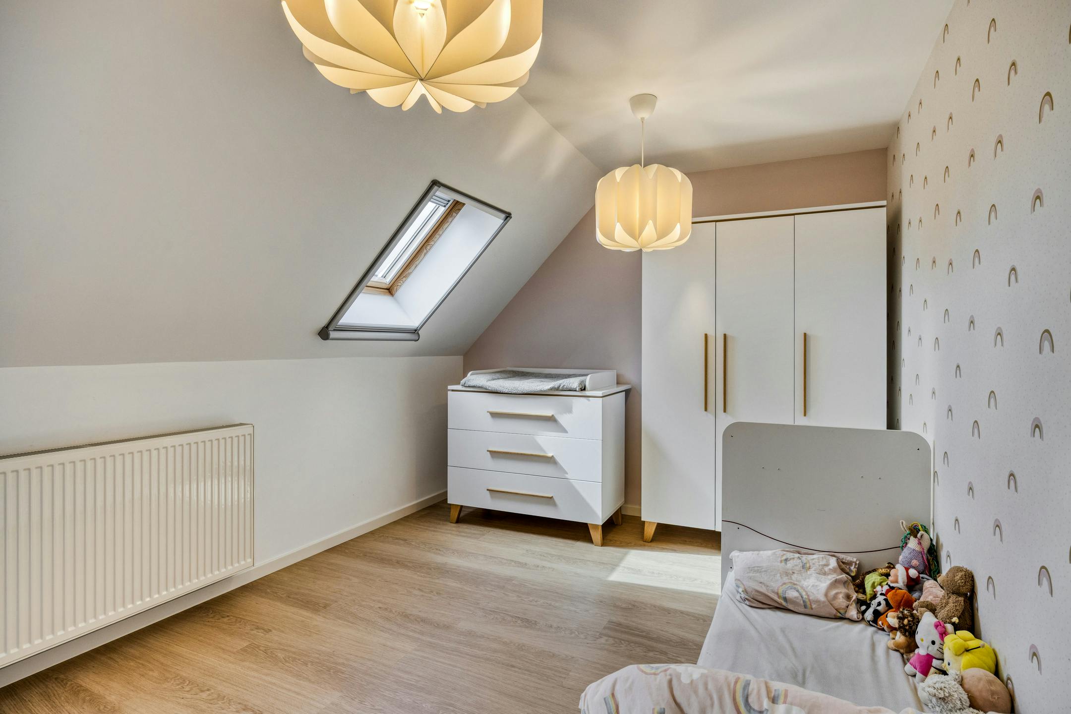 Instapklaar huis met 4 slaapkamers te koop in Gooreind! foto 29