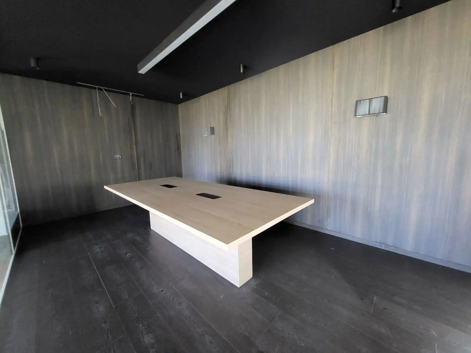 Klassevolle handelsruimtes, centraal gelegen te Loppem foto 8