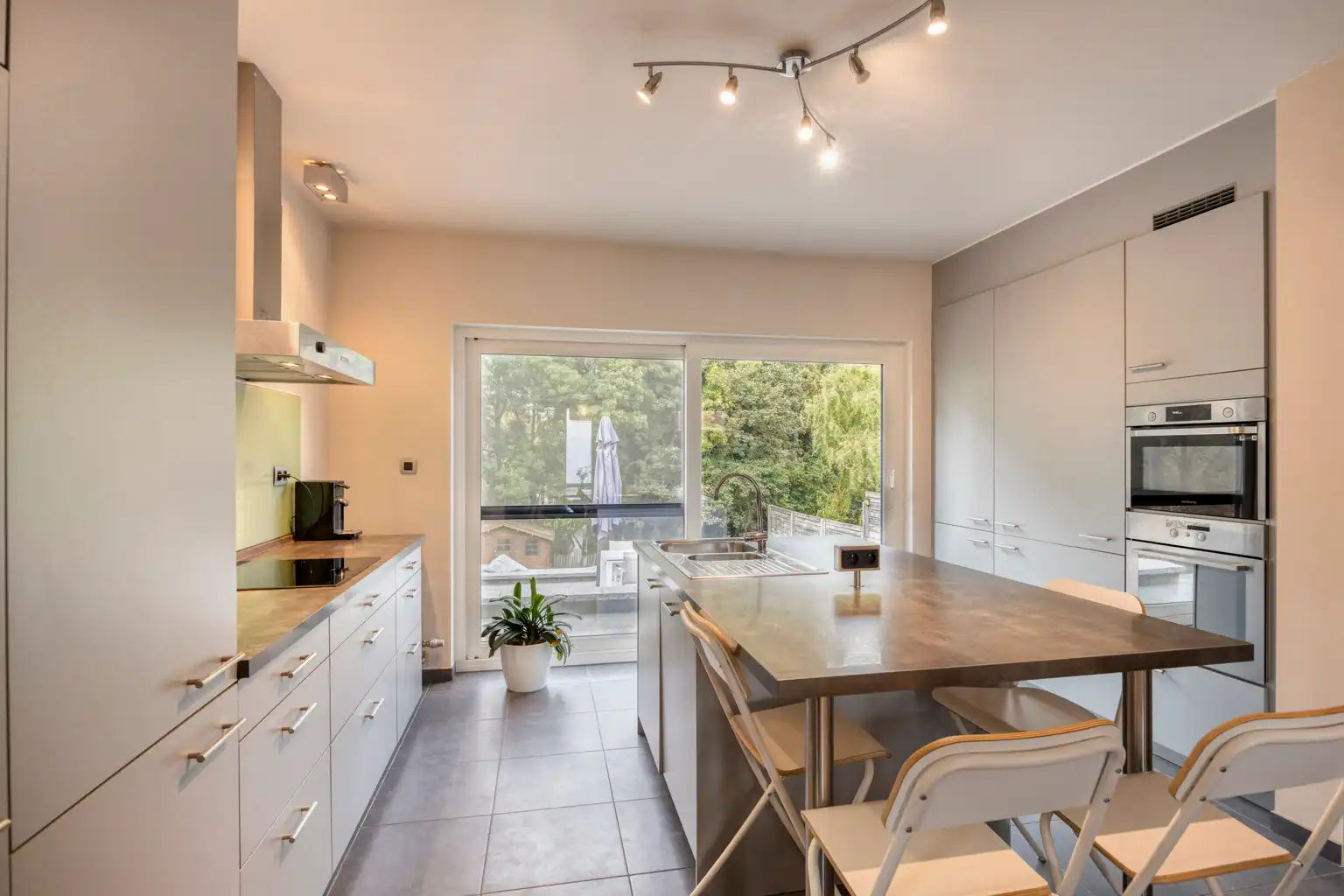 Mooie, instapklare woning met tuin in Hoegaarden (Hoksem) foto 15