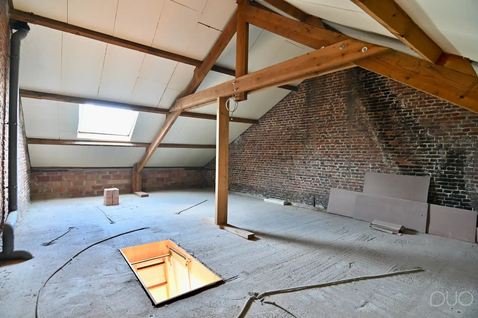 Instapklare gerenoveerde woning met drie slaapkamers in het centrum van Zoutleeuw foto 20