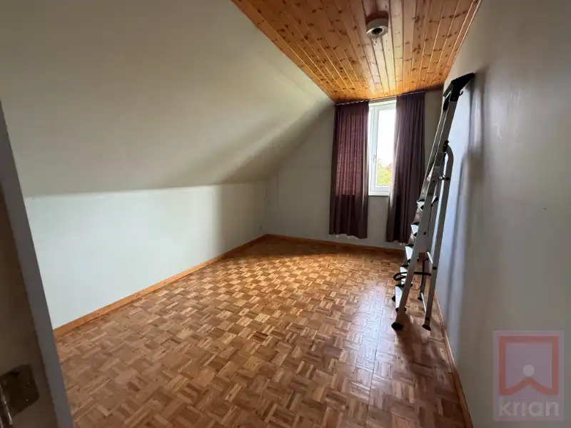 Ruime woning in groene villawijk! foto 18