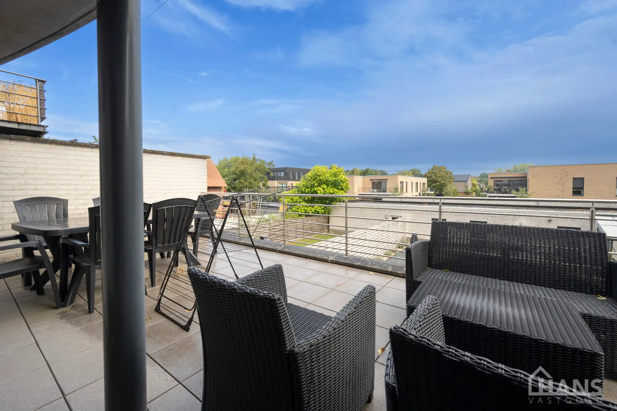Instapklaar appartement met garagebox foto 12