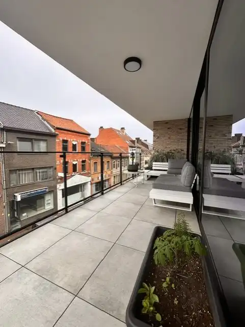 Prachtig  hoek-appartement op de tweede verdieping met 2 slaapkamers in hartje Bilzen foto 12