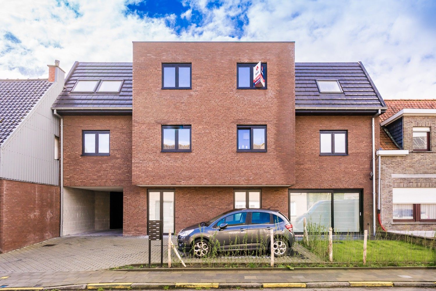 Nieuwbouwappartement met 3 slaapkamers en zon georiënteerd terras in hartje Lembeke foto 6