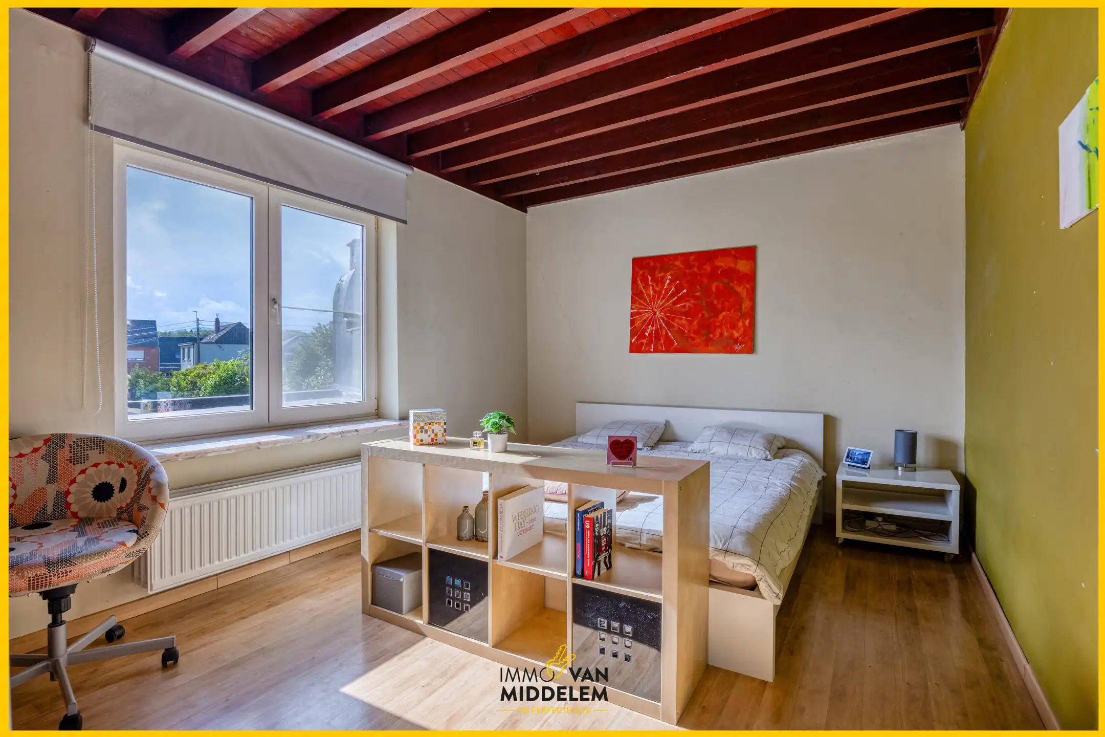 RUIME WONING MET 5 KAMERS, TERRAS, TUIN & PARKING foto 9