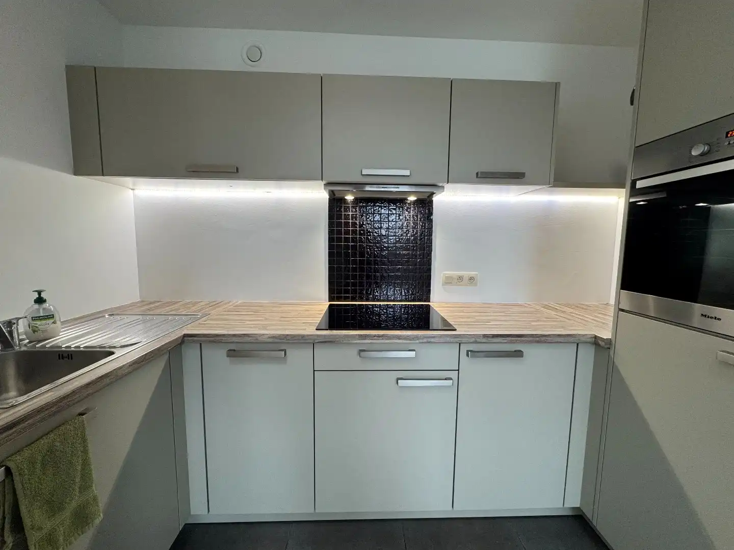 TE HUUR - Duplex appartement met 2slpk en terras foto 10