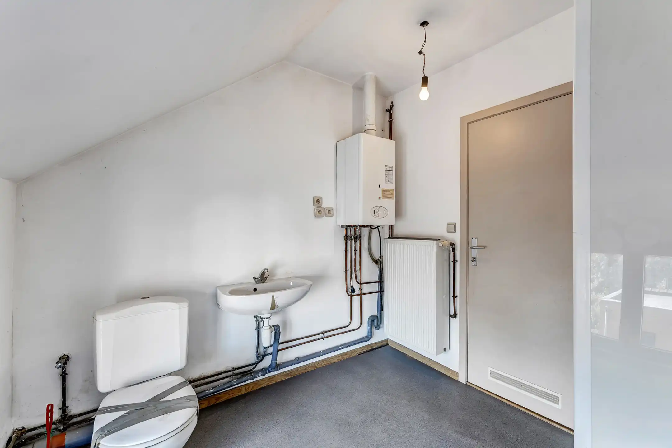 Gewaardeerd restaurant/handelspand met appartementen foto 42