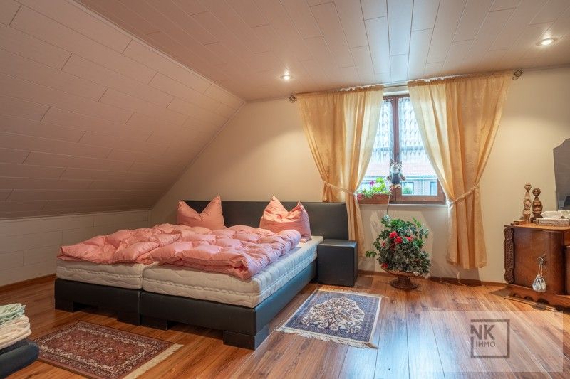 Charmante fermette woning met 4 slaapkamers, bureau en ruime werkplaats op een prachtig perceel in Arendonk! foto 38