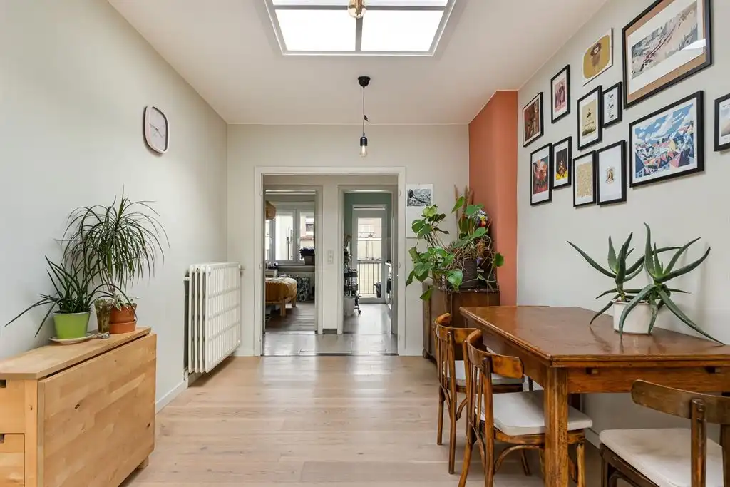 Instapklaar en lichtrijk 1-slaapkamerappartement in kleinschalig gebouw foto 5