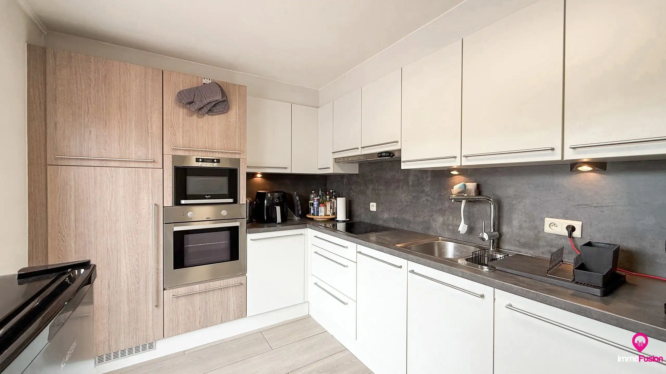 2 slpkm Appartement met groot terras centrum van Helchteren! foto 11