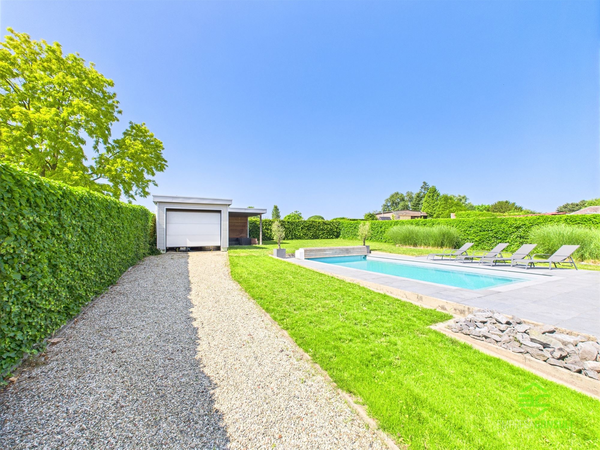 Prachtige villa met 4 slpk op een rustige locatie! foto 28