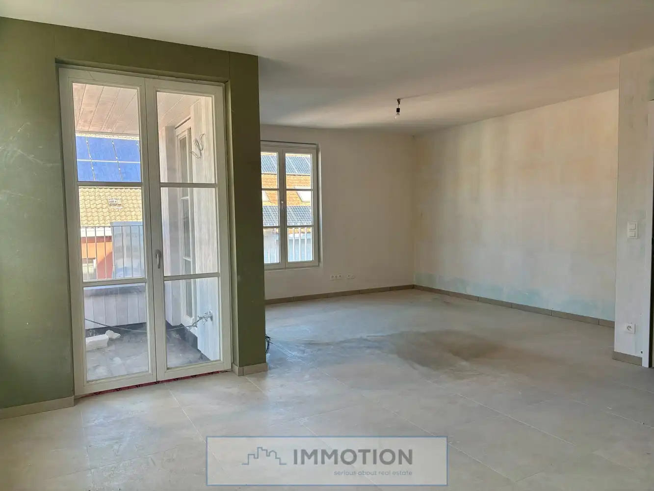 Nieuw appartement met 2 slaapkamers, parking en kelderberging - te huur Zwevegem centrum foto 4