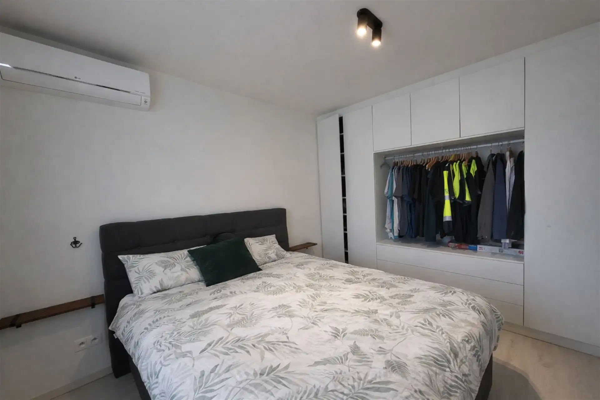 Prachtig luxueus appartement met terras, ondergrondse garage en hoogwaardige technieken op topligging nabij het centrum van Genk foto 10