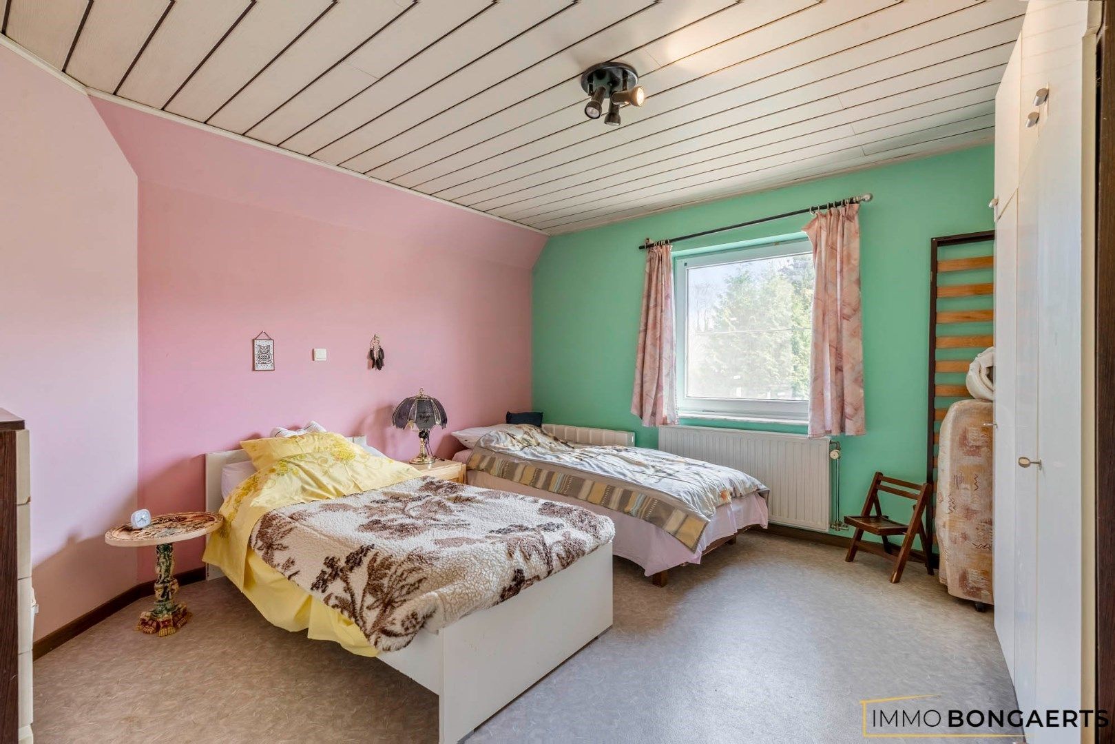 Ruime, rustig gelegen woning met drie slaapkamers foto 21