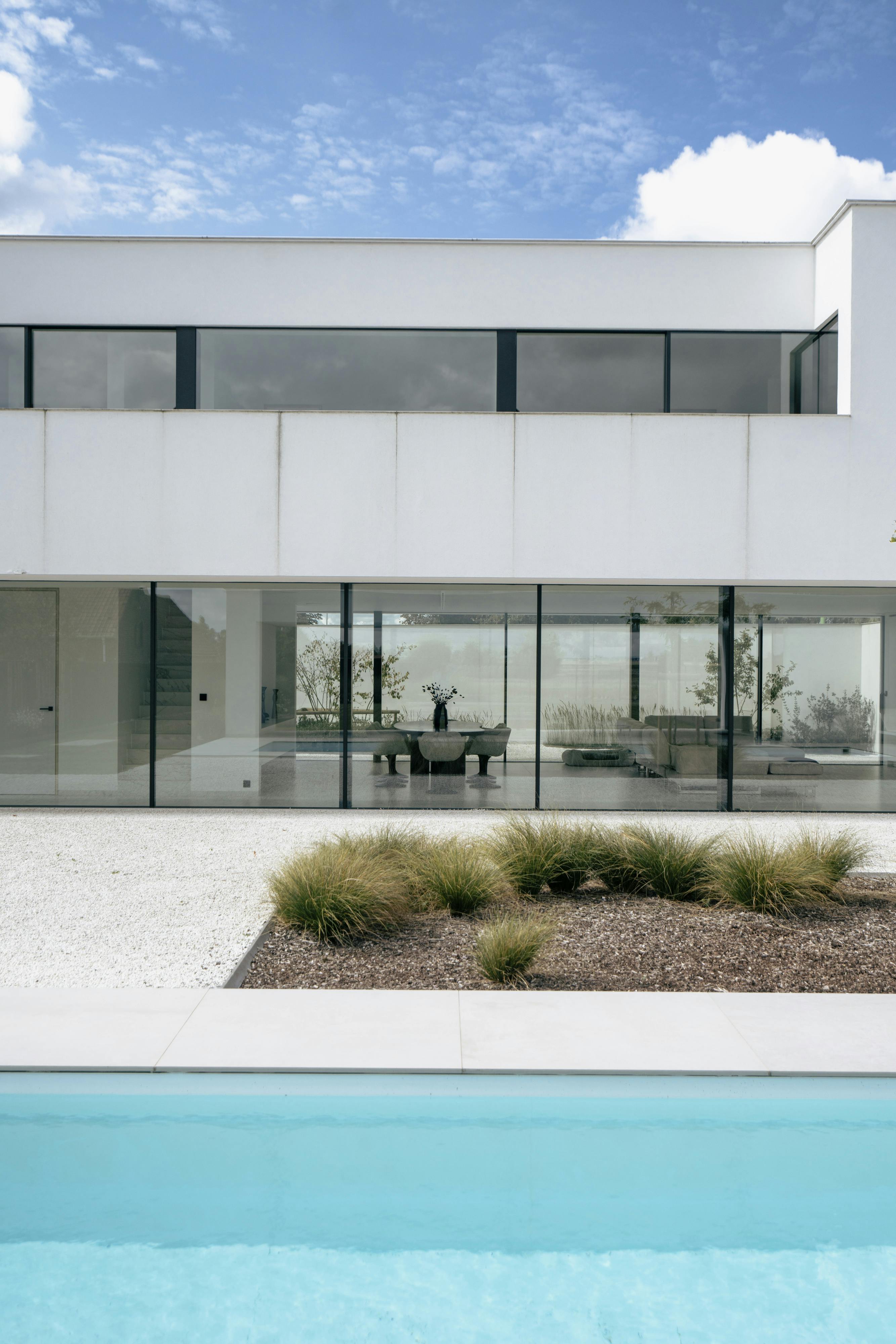 Hypermoderne strakke villa met zwembad nabij Roeselare foto 42