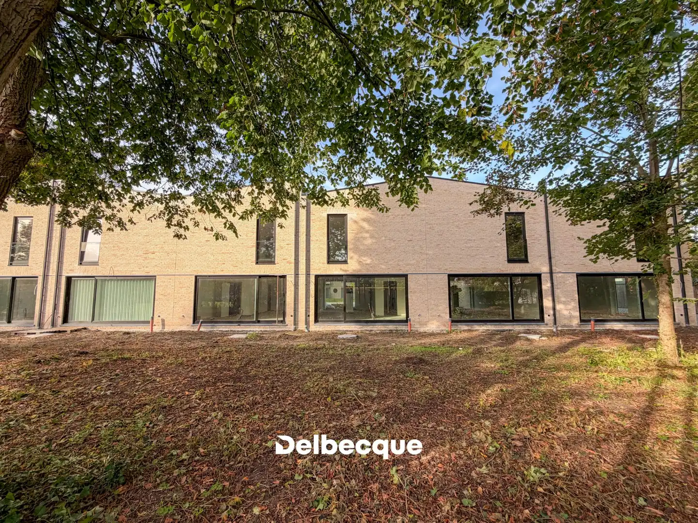 Nieuwbouwwoning met 3 slk op kleinschalig woonerf in groene omgeving nabij Brugge foto 4