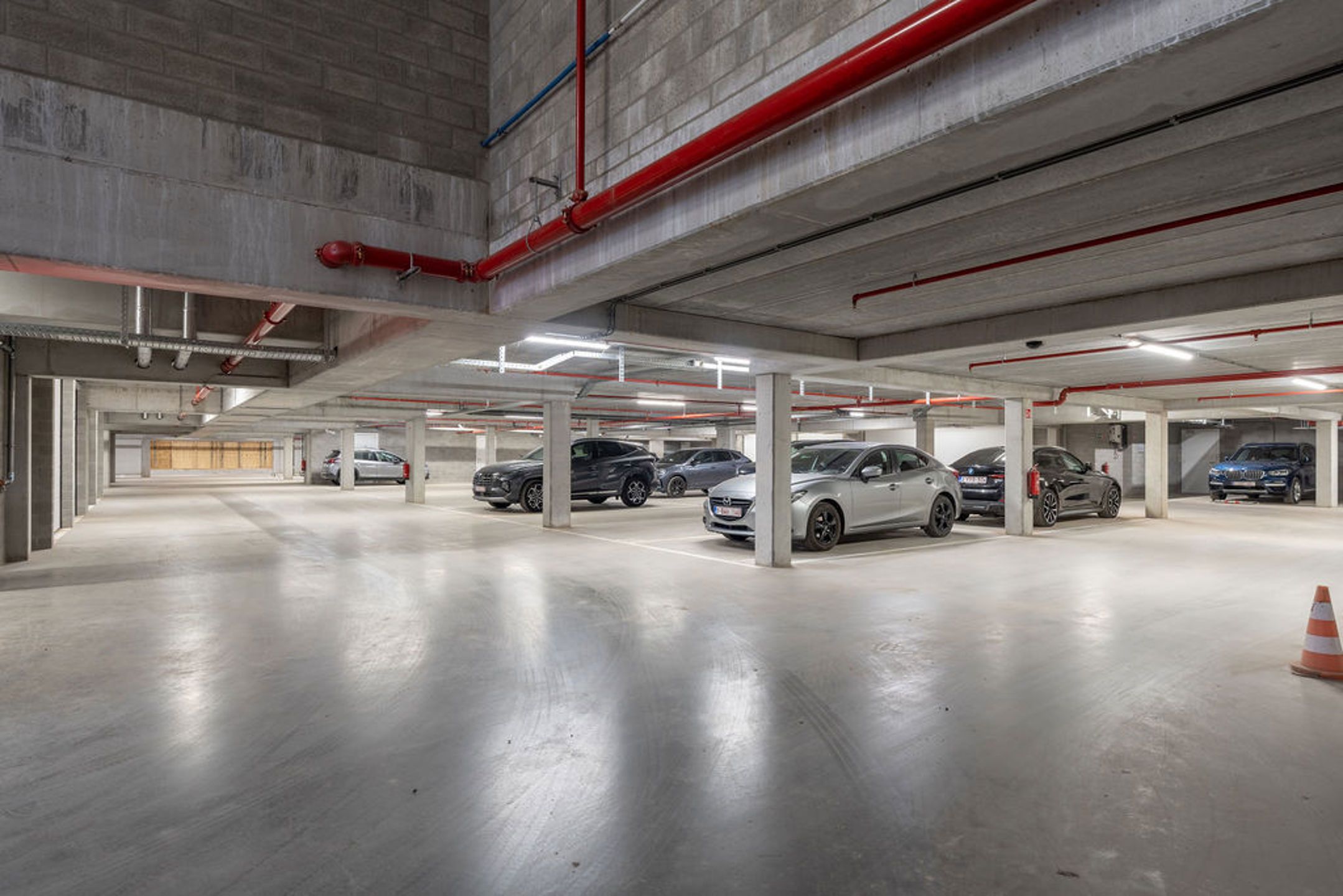 Knap energiezuinig appartement met tof terras foto 16