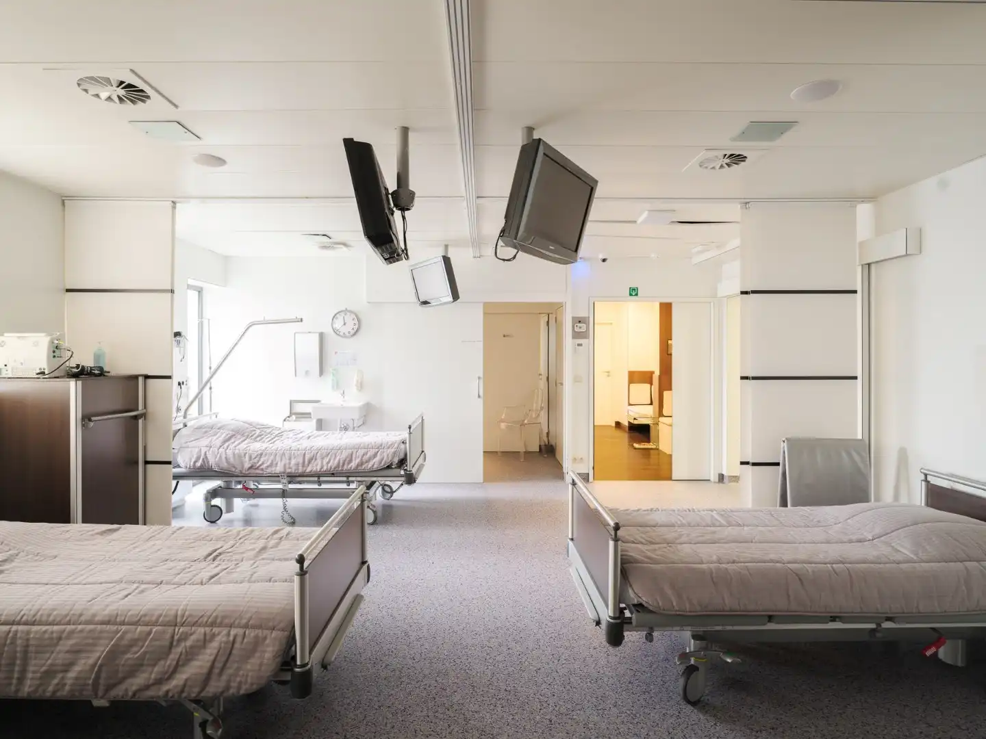 Uniek medisch vastgoed in hartje Sint-Martens-Latem – Instapklaar & professioneel uitgerust foto 8