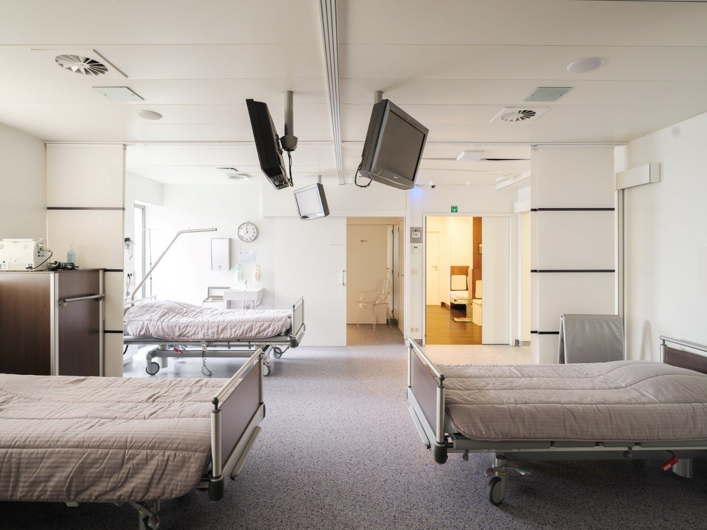 Uniek medisch vastgoed in hartje Sint-Martens-Latem – Instapklaar & professioneel uitgerust foto 8