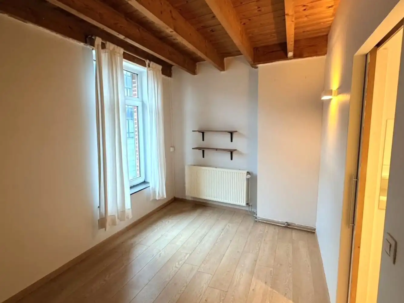 Gezellige rijwoning met tuin op toplocatie in Leuven foto 8
