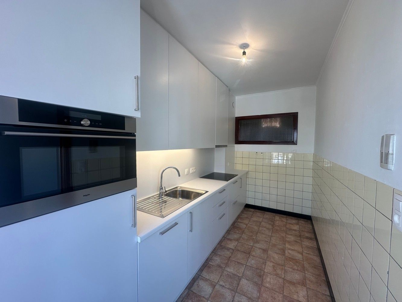 DUPLEX foto {{pictureIndex}}