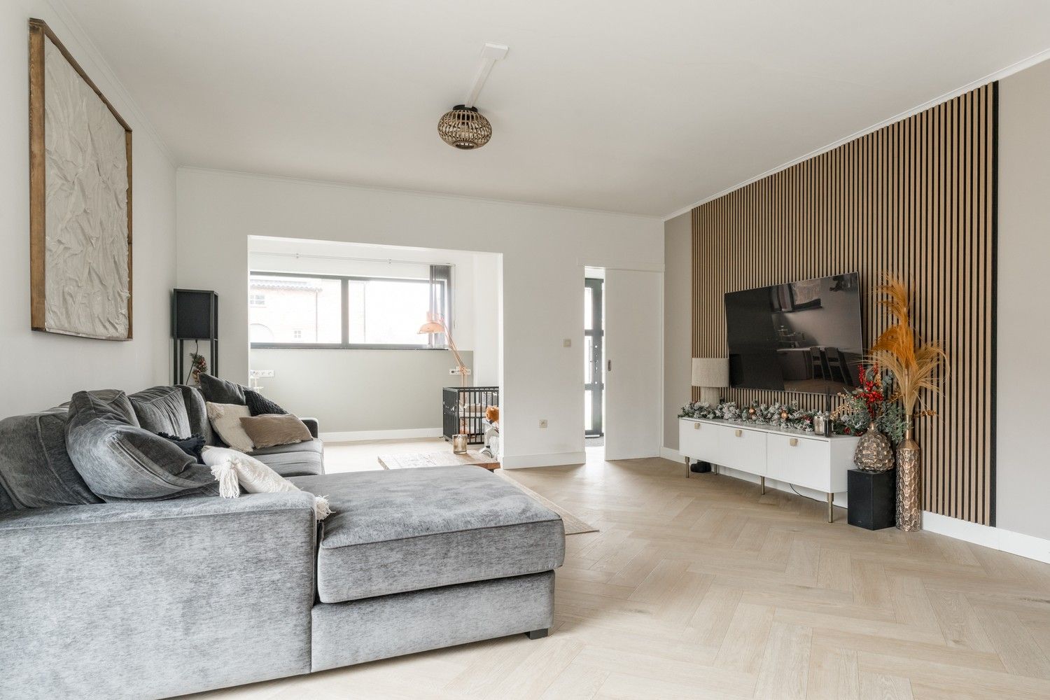 Moderne gezinswoning met 4 SLK op een ruim perceel van 894m² op een top locatie te Lommel foto 6