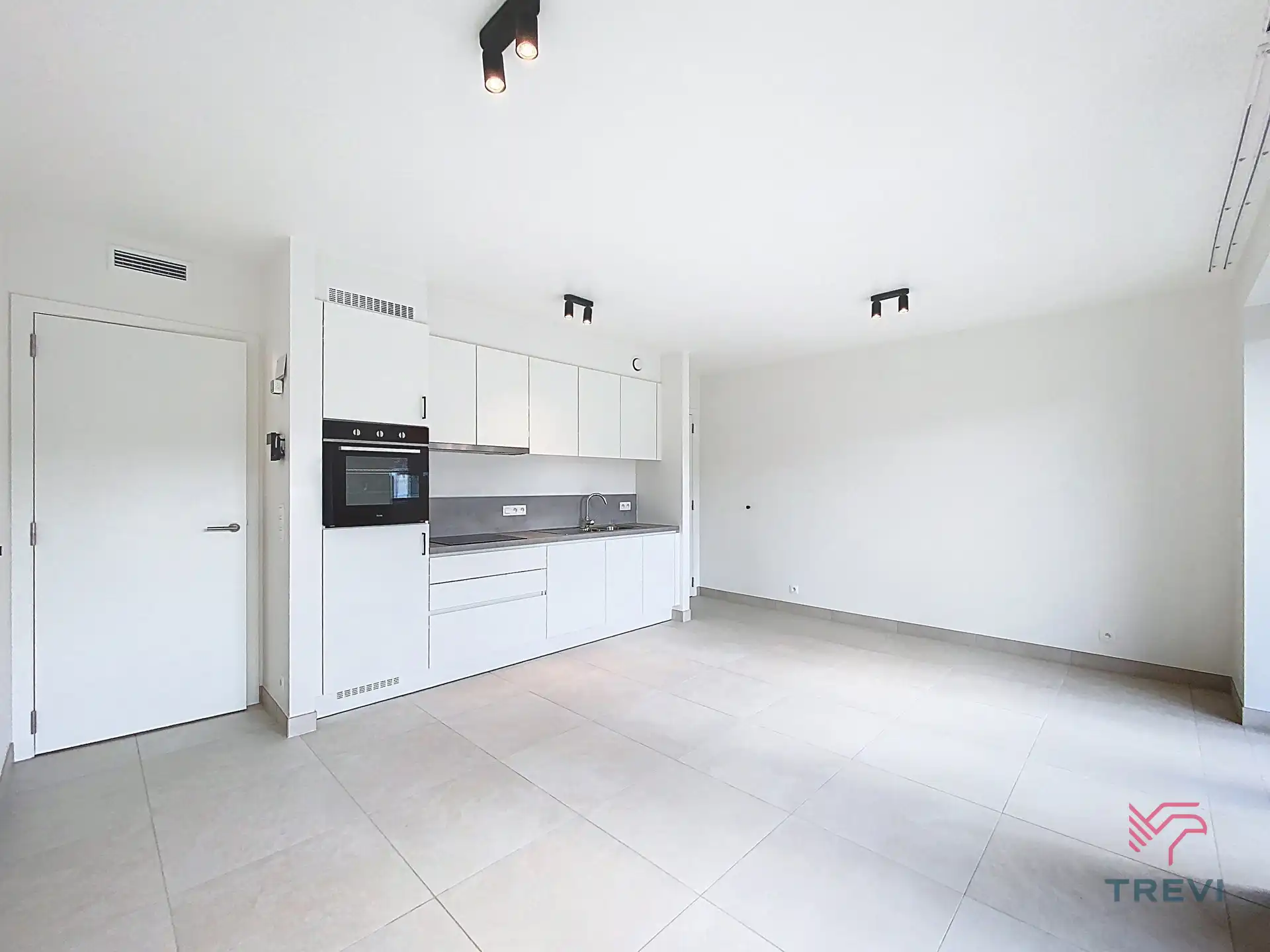 Nieuwe studio met terras in een groene omgeving foto 5